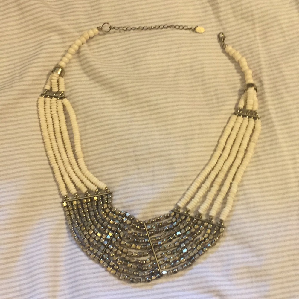 Steve Madden statement necklace